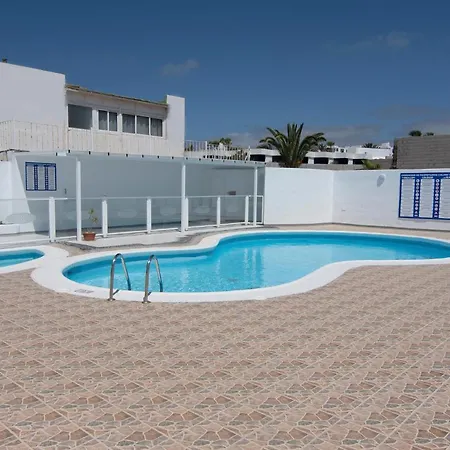 Maximilian House-Duplex Vista Al Mar En Complejo Con Piscina Apartment Puerto del Carmen  Exterior photo
